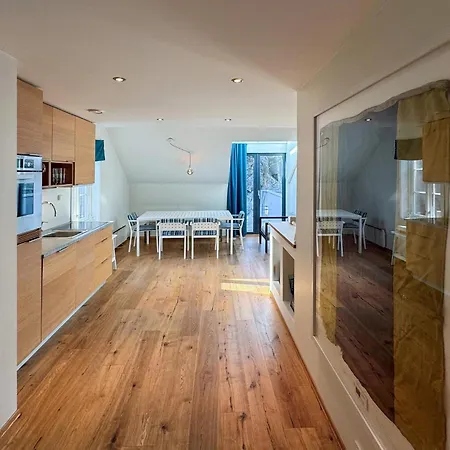 Beautiful In With House Sea View Apartman *